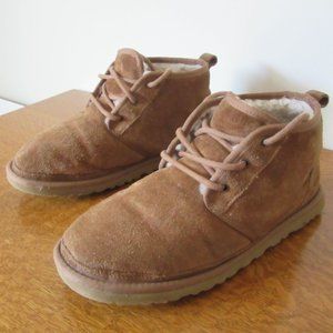 UGG Neumel Chestnut Suede Lace Up Chukka Ankle Boots 9